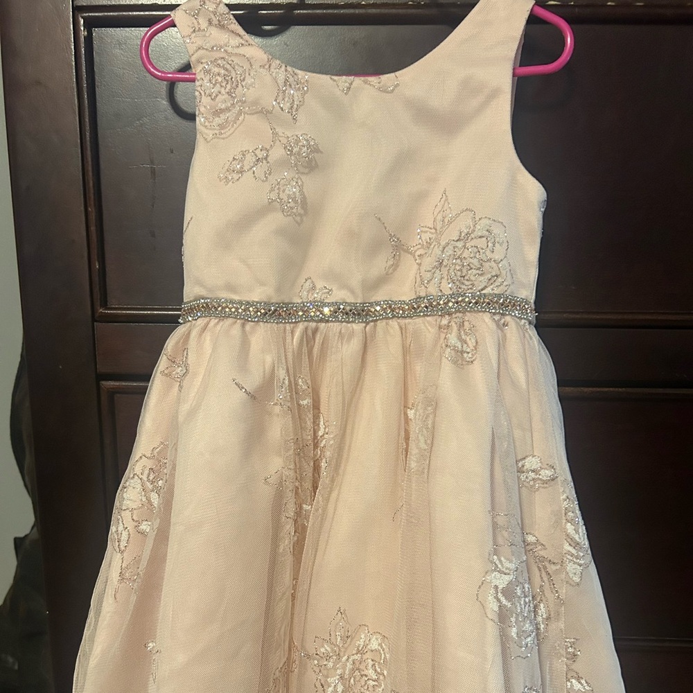 Girls light pink dress